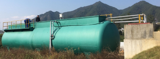 冠航手拉葫蘆助力工廠污水處理設(shè)備安裝工作